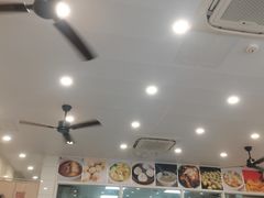 -老西白点心店
