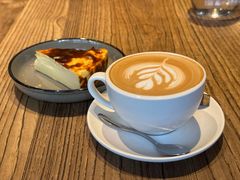 -Common Table · Brunch & Coffee