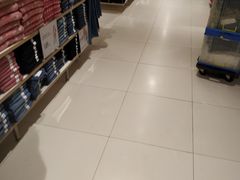 -优衣库(武汉国际广场店)