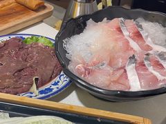 -老房老舍重庆火锅(假日城市店)