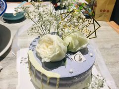 -山与蓝·轻糖鲜果蛋糕(勒泰店)