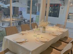 -春树下·树屋花房西餐厅(罍街AS1980店)