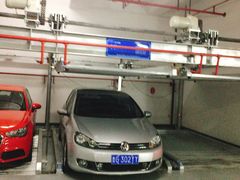 -龙湖虹桥天街-停车场