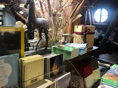 -良友书坊(安徽路店)