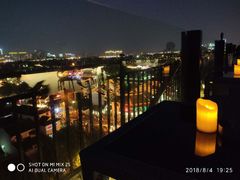 -顽啤熊·酒客酒馆(苏城夜景必选店)