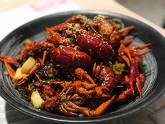 -肥肥虾庄·金牌油焖大虾(首义路店)