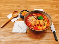 贵州风味红酸汤什锦面-里面·Noodlology(机电院店)