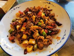 -石磨豆花家常菜·牦牛排土火锅