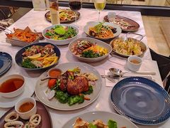 -théATRE茶聚场·餐厅(环球金融中心店)