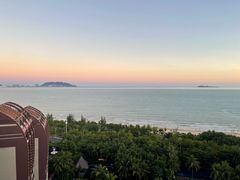 -三亚湾海居铂尔曼度假酒店