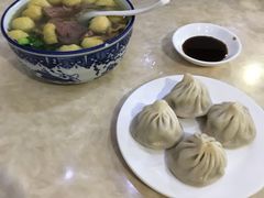 -聚笼鲜美食(凤凰街店)