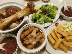 -宝香绑线肉骨茶(柏威年广场店)