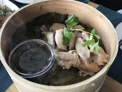 古法荷叶蒸鸡-美人鱼帆船海鲜餐厅(七星湾游艇会店)