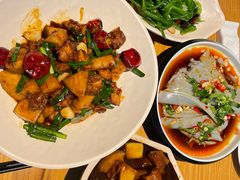 -隔壁老王·家常云南菜(花巷店)