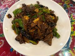 -闯关东东北农家菜(崂山石老人店)