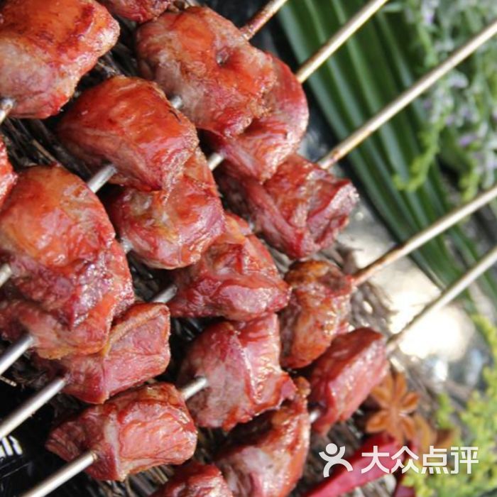 大草原炭火烤羊腿羊腱子肉图片-北京烧烤-大众点评网