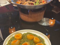-帅巴人舅母子腊蹄民俗村