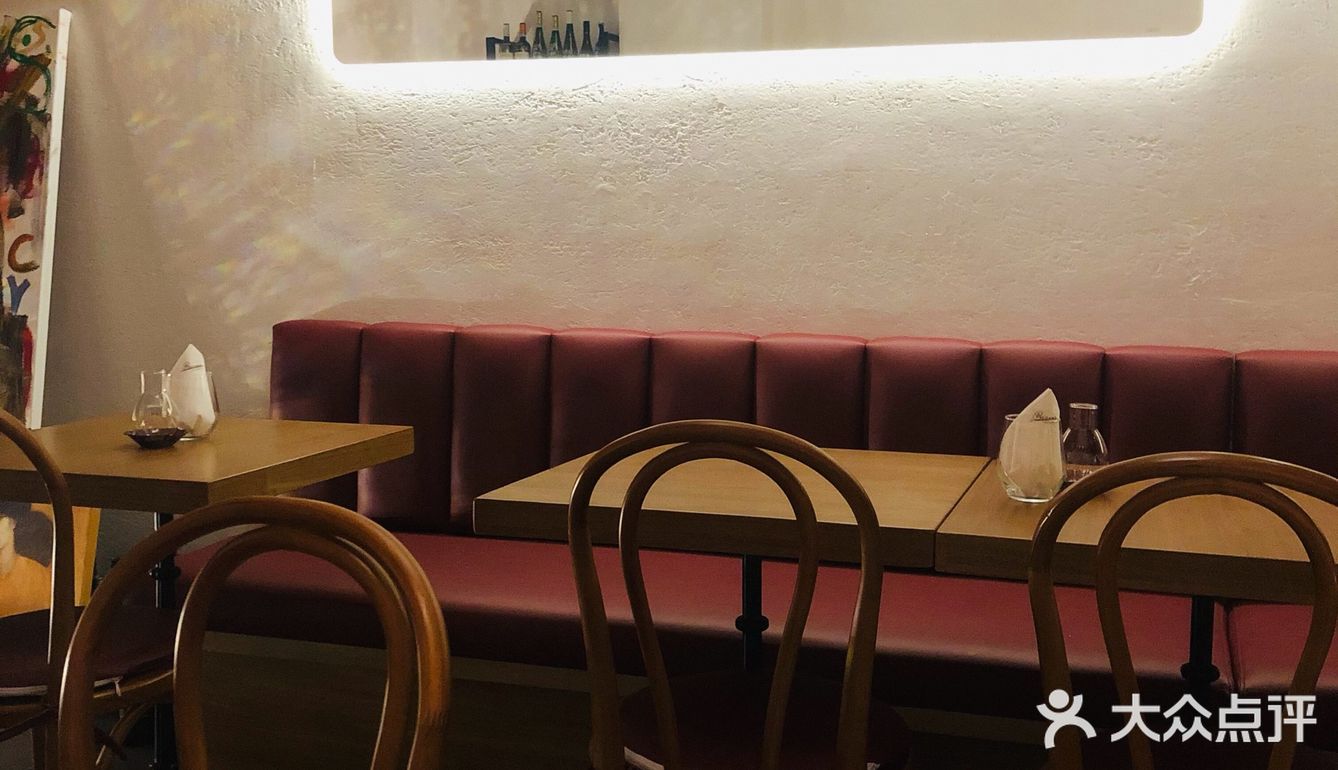 上面都标好价格了，非常棒