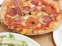 -城市大道红炉披萨烘焙坊