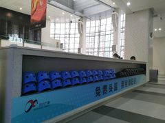 -冰纷万象滑冰场(深圳万象城店)