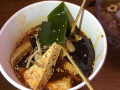 -八一路好吃街(雨田商务大厦店)