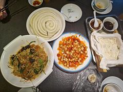 -靠山屯东北农家菜(八龙桥雅苑店)