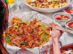 -禄鼎记·排队俩小时都要吃的酸菜鱼(石牌桥店)