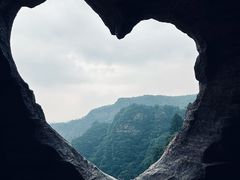 -爱情山风景区