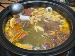 -一朵菌·野生菌探索家火锅(南亚店)
