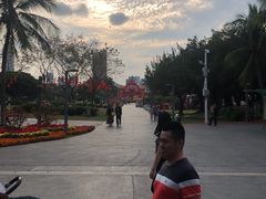 -万绿园