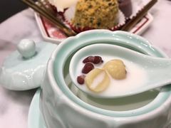 椰奶莲子-裕莲楼(环球港店)