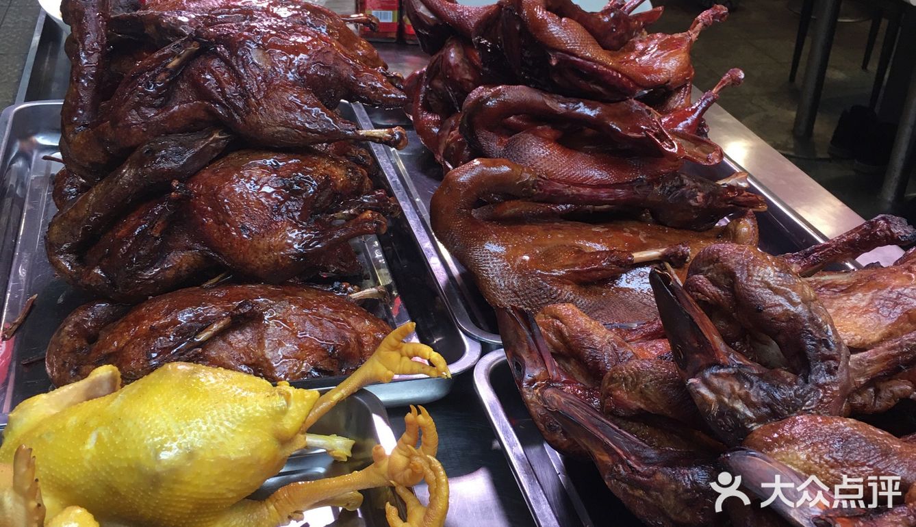 菜场美丽春季食物