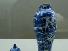 清康熙·青花西洋宫苑亭阁图盖罐-嘉定博物馆