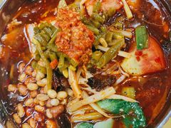 酸辣汤粉-红鼻子桂林米粉(金唐新光界店)
