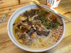 -文山荷鲜居(翠湖店)