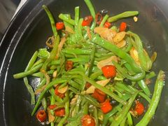 砂锅扁豆丝-雲蜀龙阁·金牌水煮鱼(方庄店)