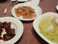 油爆河虾-东方明珠老上海8号餐厅(东方明珠广播电视塔店)