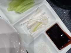 -凤凰园烤鸭店·唐山菜·传承花椒肉(老唐丰路店)