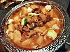 沙湾原始大盘鸡-丝路金桃·新疆菜(徐汇店)