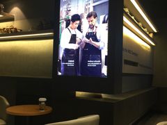 -瑞幸咖啡(新世界中心店)