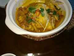 -东口码头·烧鸽子·鱼头泡饼·地方菜(金鹰悦城店)