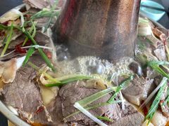 -撒拉人家.酸菜牦牛肉火锅