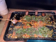 -吞鱼兽麻辣烤鱼(万达店)