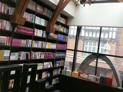 iphone_upload_pic-钟书阁(松江泰晤士小镇店)