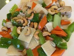 春江小炒皇-春江饭店(共青团路总店)