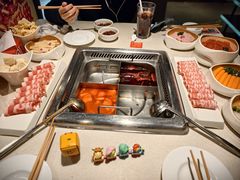 -海底捞火锅鲜切牛肉主题店(长寿路店)