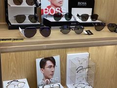 -吴良材眼镜(美罗城店)