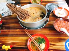 -咏勝锑锅麻辣烫(净居寺路总店)