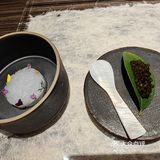 霞初的感觉就是王品升级版主厨直接在铁盘前制作菜肴