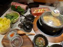 -芸山季·云南野生菌火锅(人民广场来福士店)